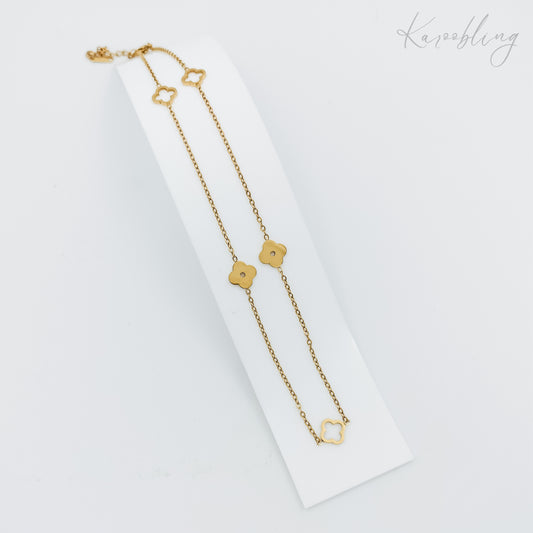 18K gold plated four leaf clover necklace (water & tarnish proof)