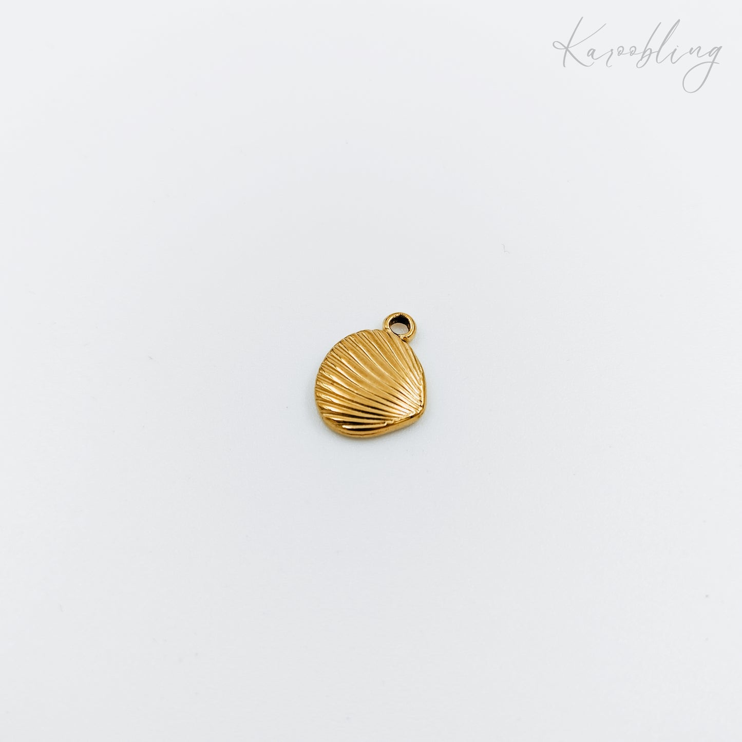 gold plated clam shell charm (water & tarnish proof)
