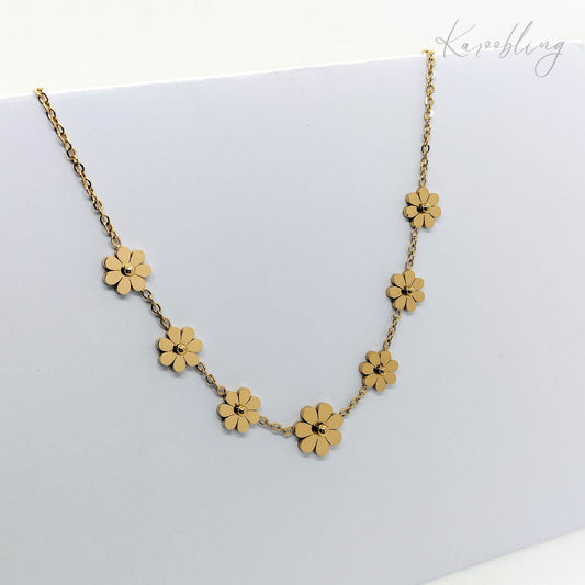 18K Gold Plated Daisy Necklace Karoobling Jewelry