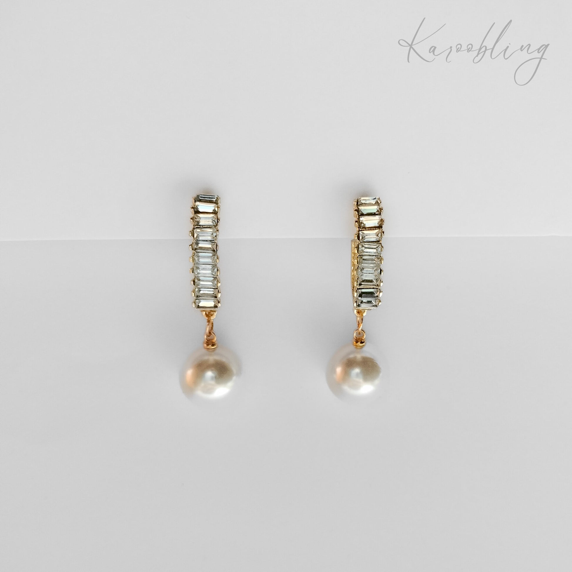 DazzleDrop Pearl Earrings