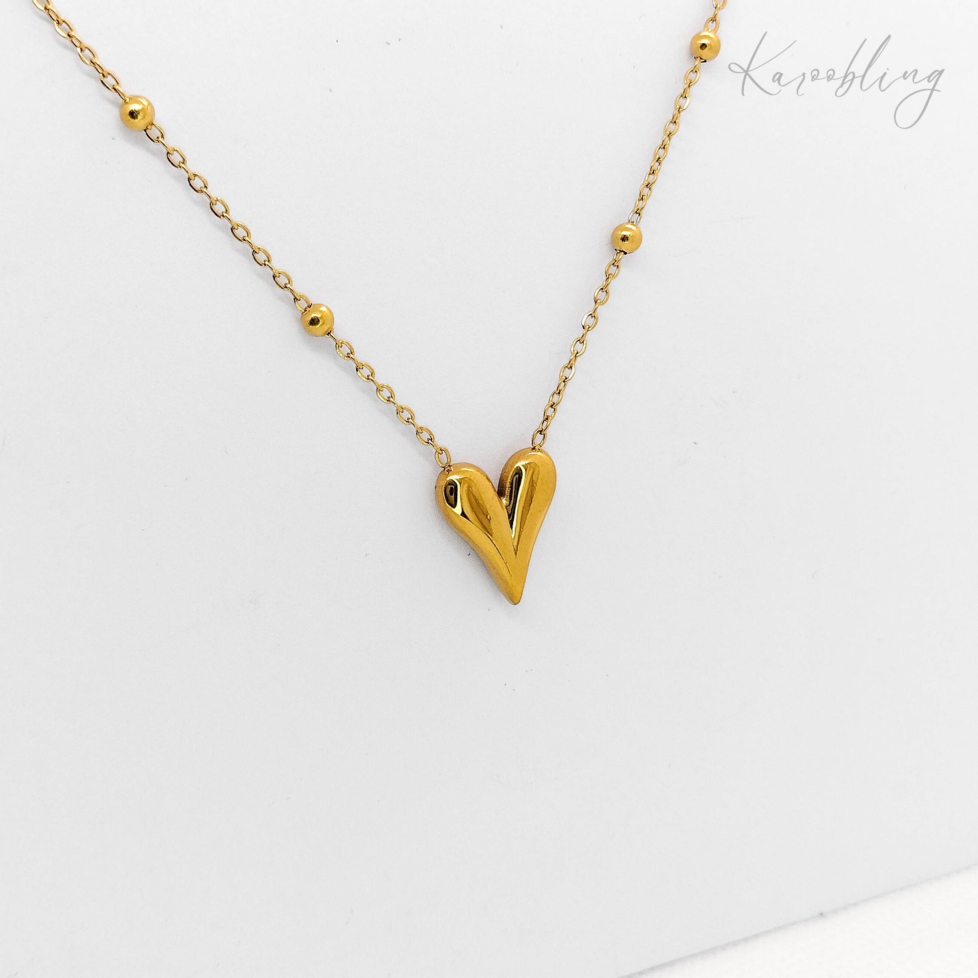 gold-plated heart pendant necklace (water & tarnish proof)