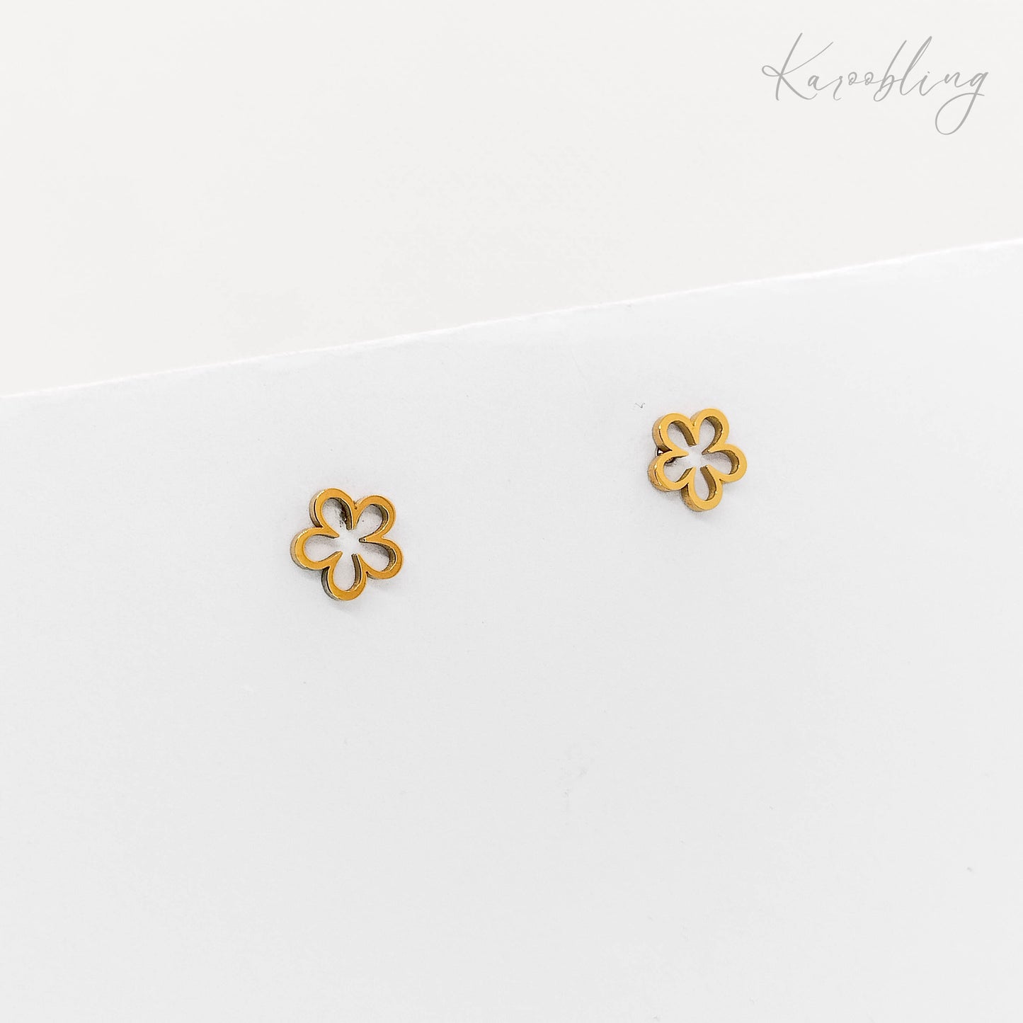 gold-plated hollow flower stud earrings (water & tarnish proof)