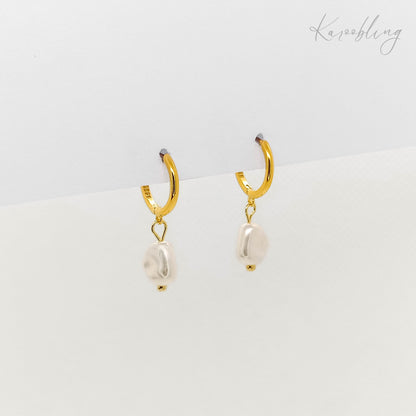 gold-plated sterling silver pearl huggie earrings