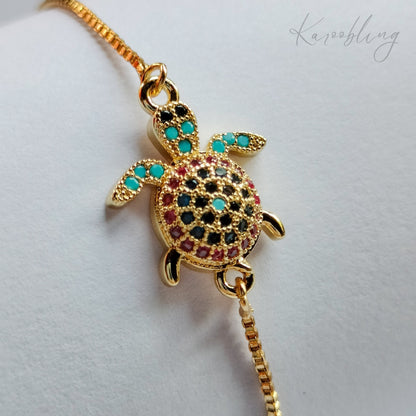 Gold OceanGem Turtle Bracelet - close up