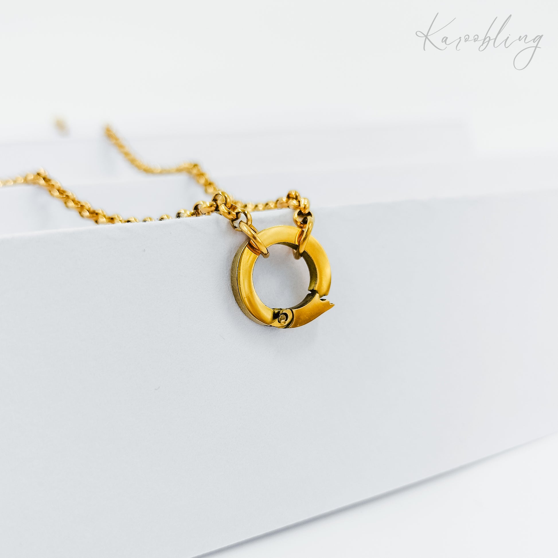 gold plated charm holder necklace (water & tarnish proof)