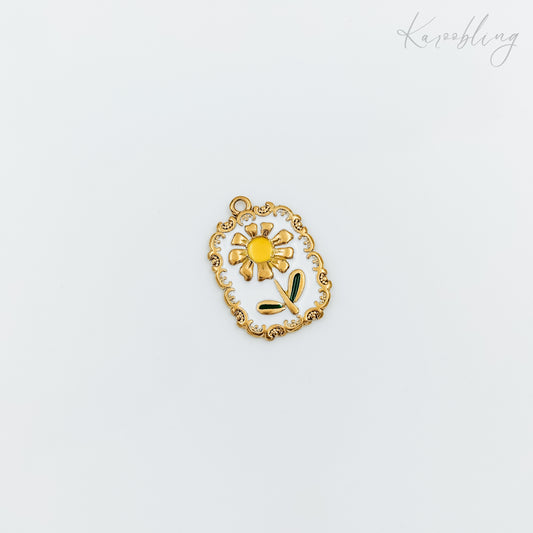 gold plated daisy frame charm (water & tarnish proof)