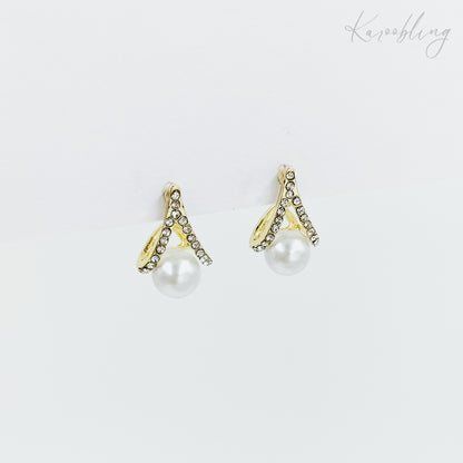 gold plated faux pearl & rhinestone stud earrings