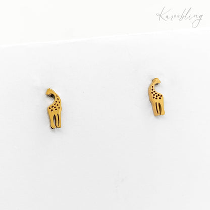 gold plated giraffe stud earrings (water & tarnish proof)