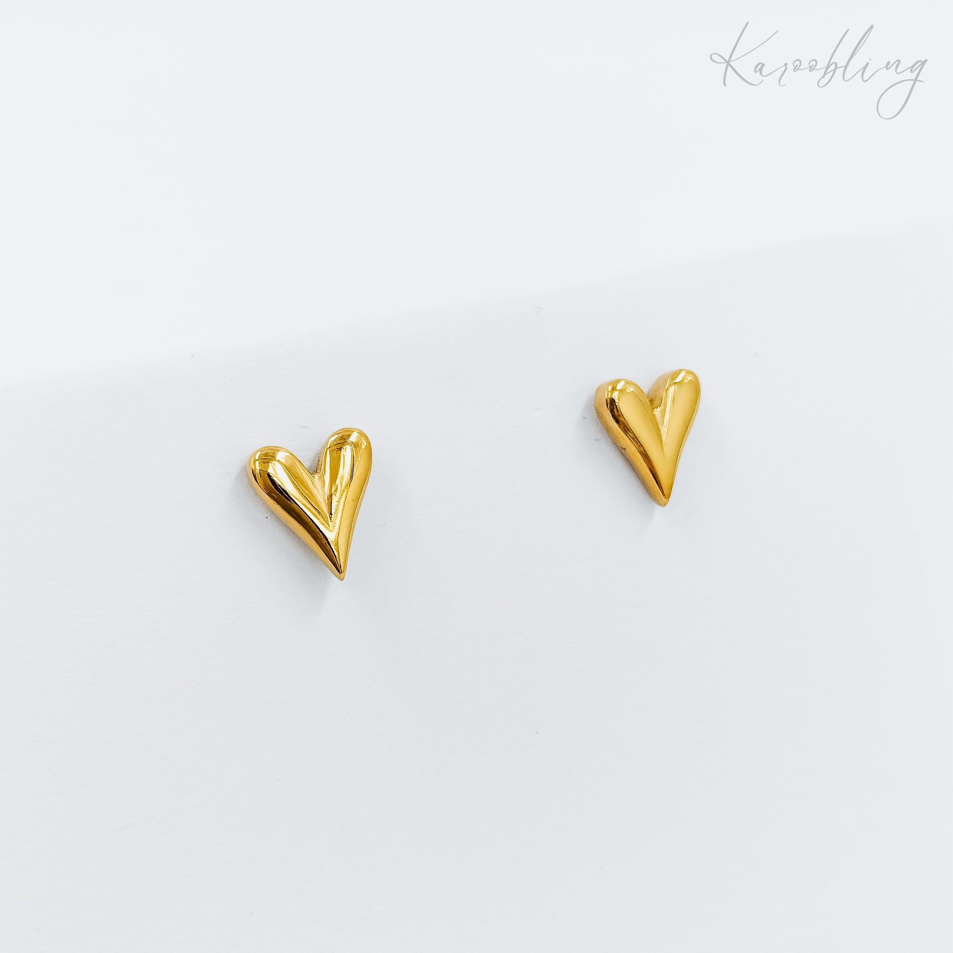 gold plated heart stud earrings (water & tarnish proof)