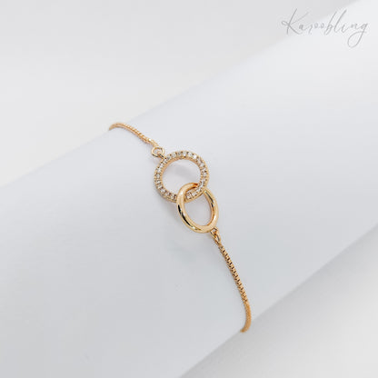 gold plated interlocking circle pullcord bracelet