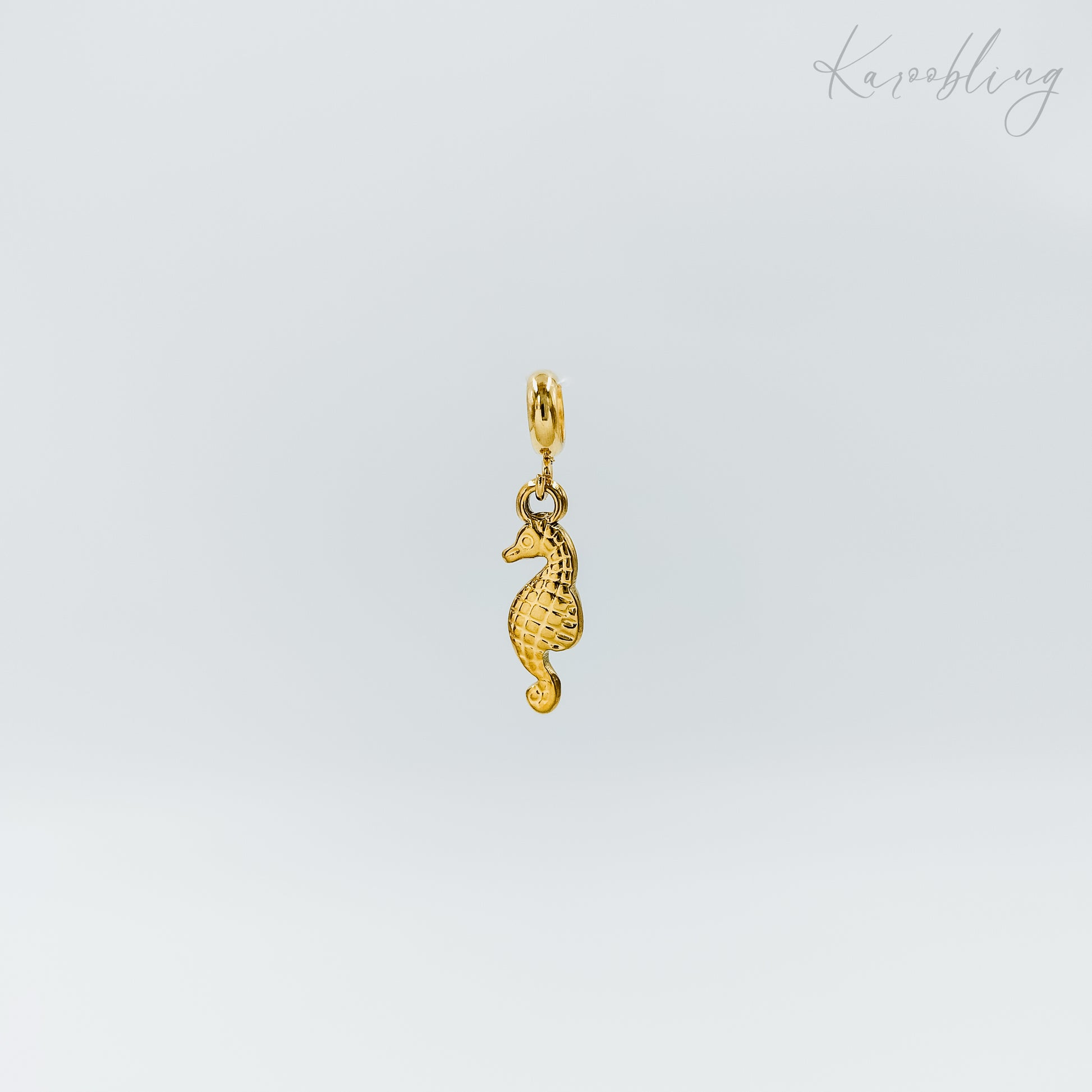 gold plated seahorse charm (water & tarnish proof)