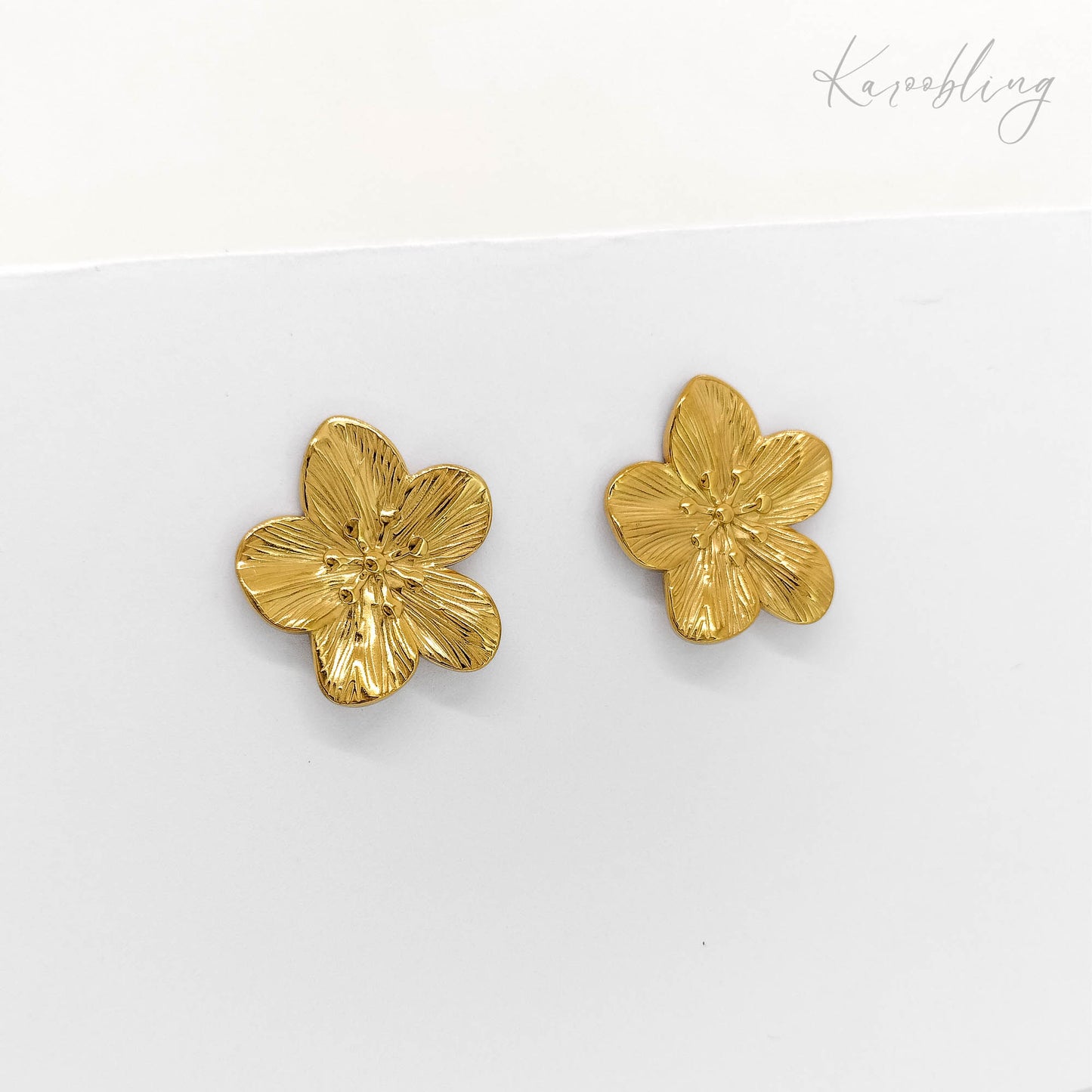 gold textured flower stud earrings (water & tarnish proof)