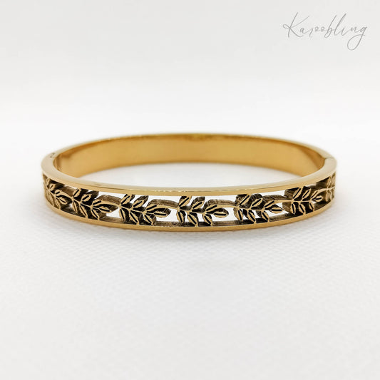 leaf cut out stack bangle