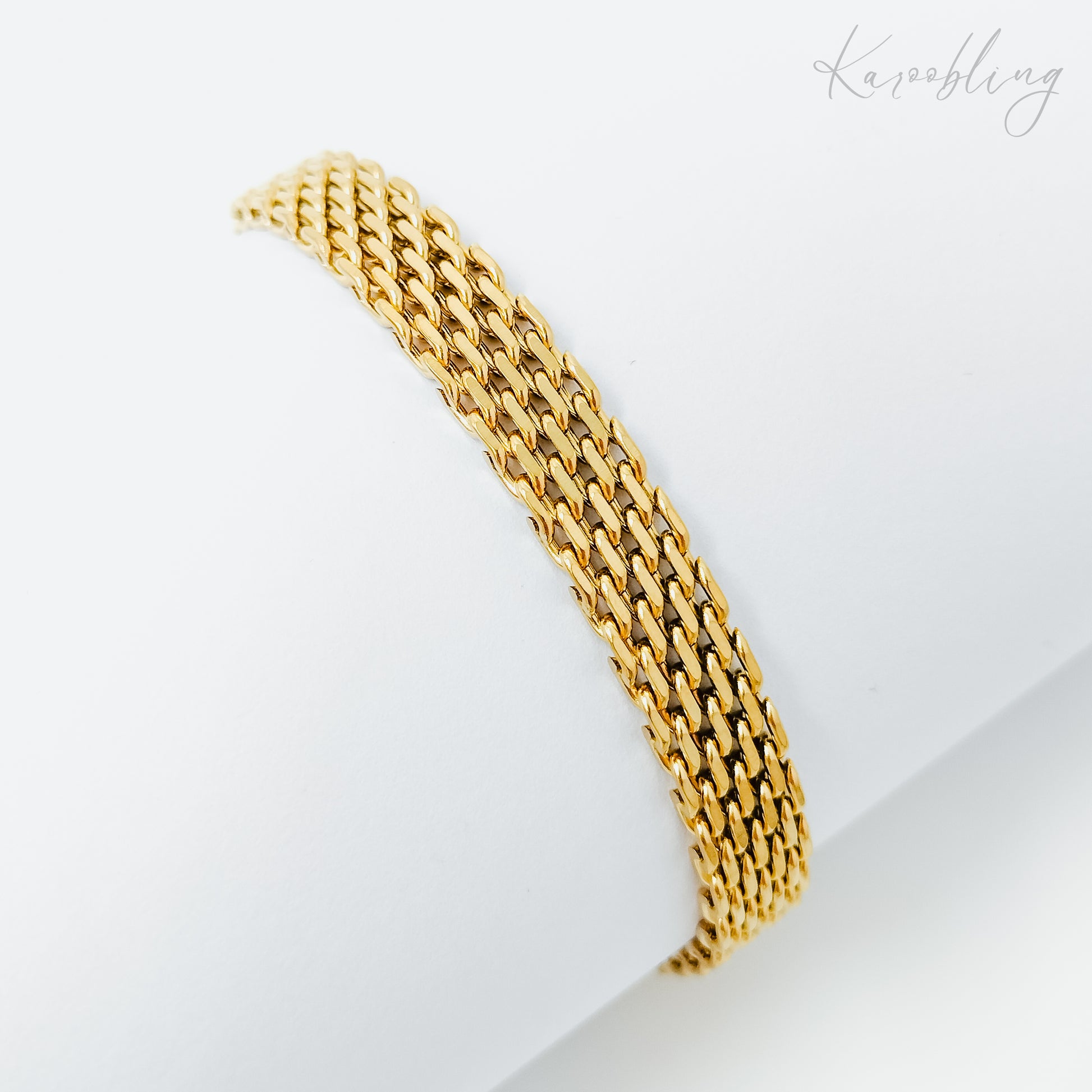 mesh chain bracelet gold plated (water & tarnish proof)