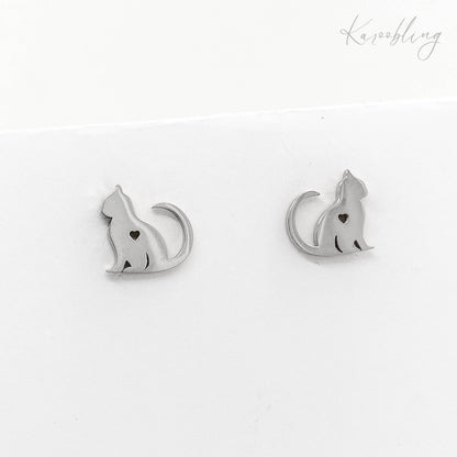 silver-plated cat stud earrings (water & tarnish proof)