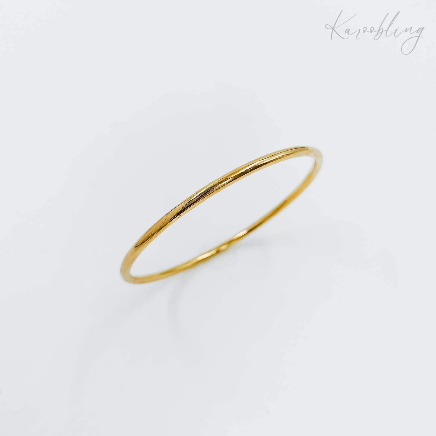 slim bangle 18K gold plated (water & tarnish proof)