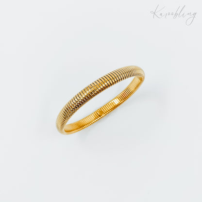 stretchable bangle 18k gold plated (water & tarnish proof)