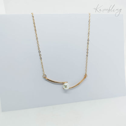 Suspended Pearl Necklace