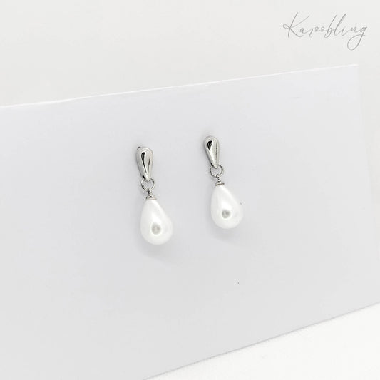 Teardrop Pearl Dangle Earrings