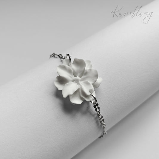 White Floral Bracelet