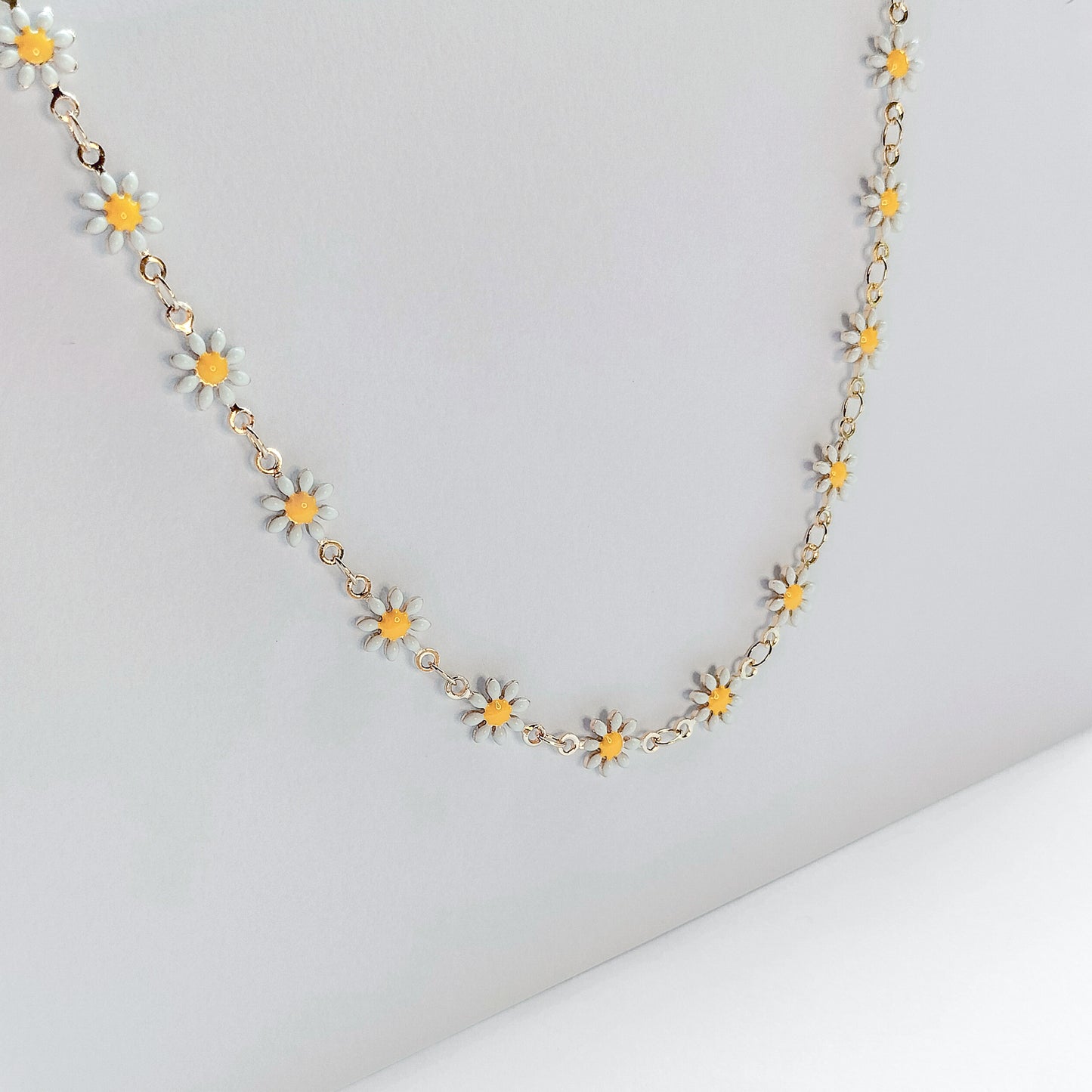 daisy chain necklace, fashion jewellery