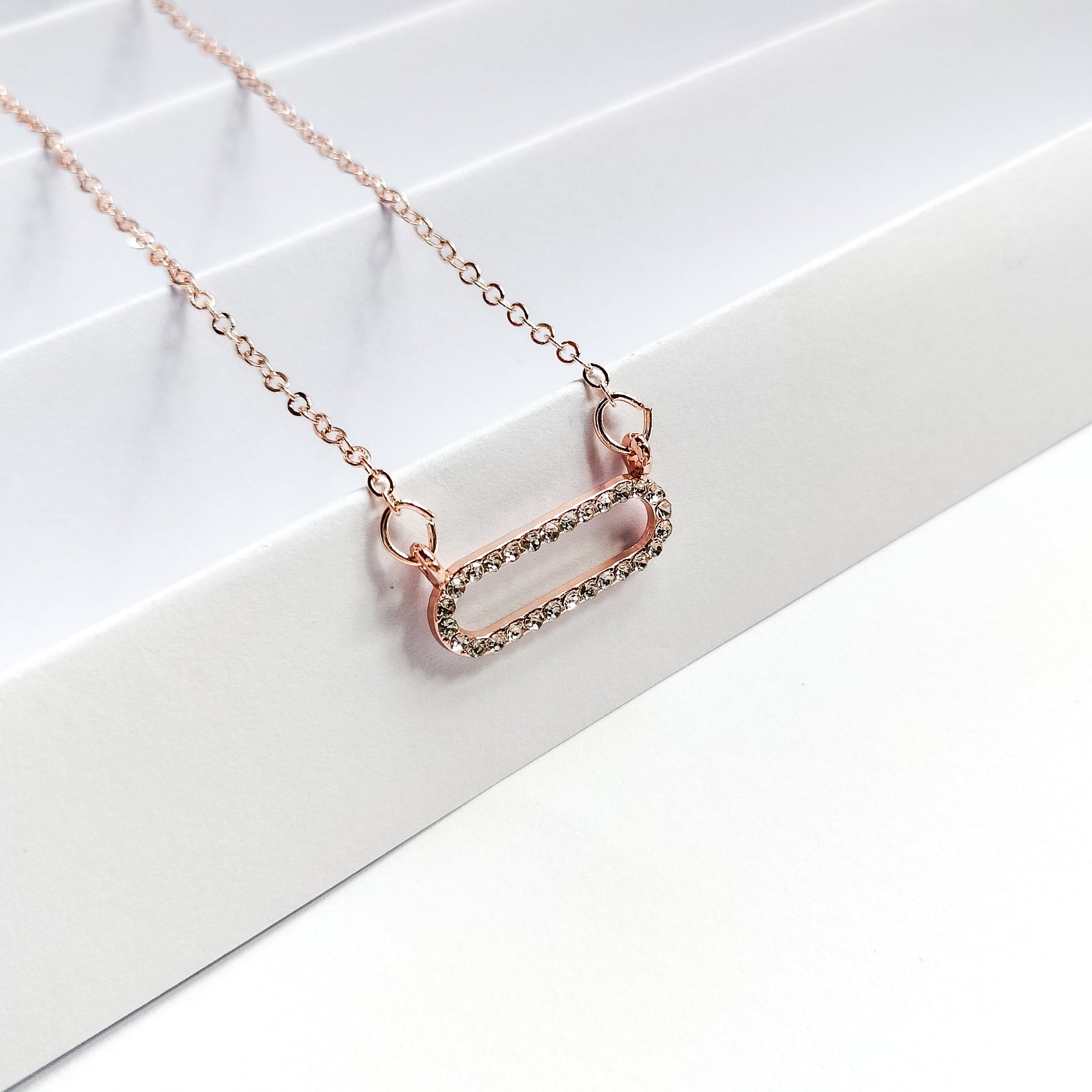 Rose gold plated rhinestone oval pendant necklace, fashion jewellery